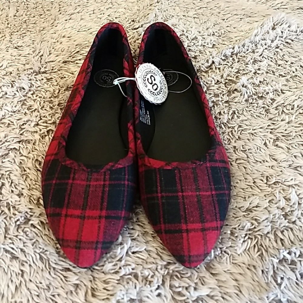 Plaid Flats, NWT!